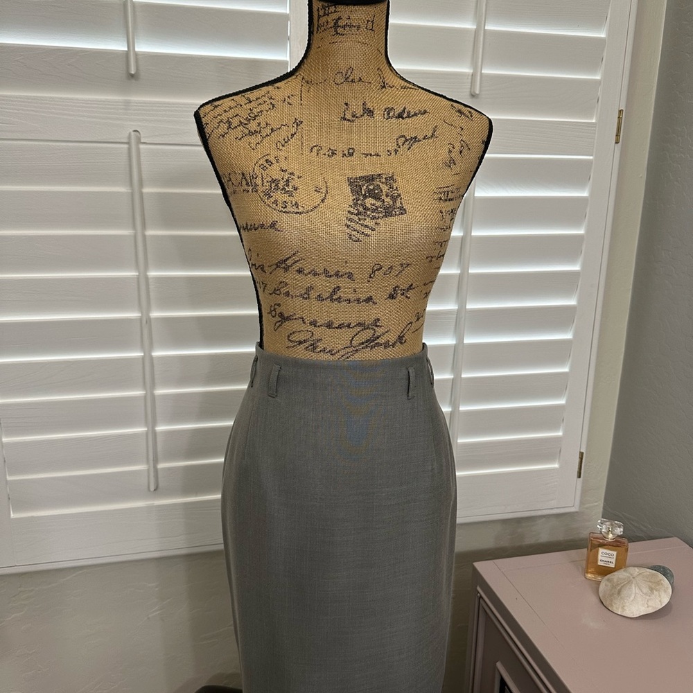 Anne Klein Classic Gray Pencil Skirt